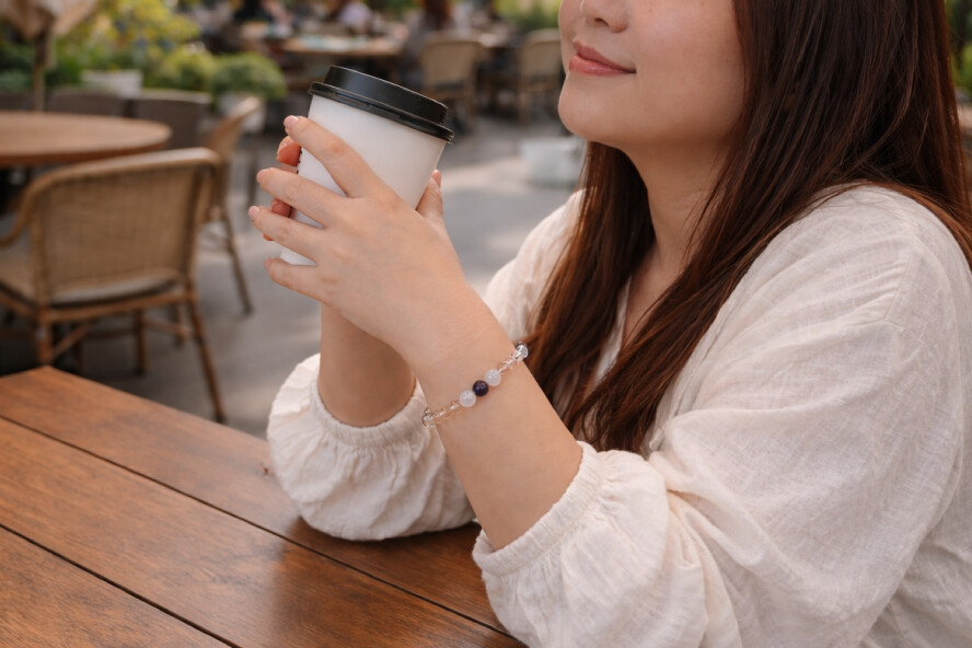 縁切りブレスレット 着用イメージ