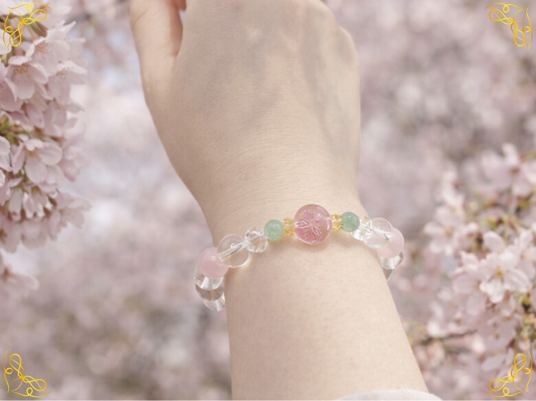 金運満開桜ブレスレット 装着イメージ
