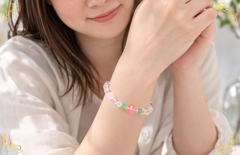 金運満開桜ブレスレット 装着イメージ