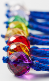 画像:九星別に用意されたカットクリスタル