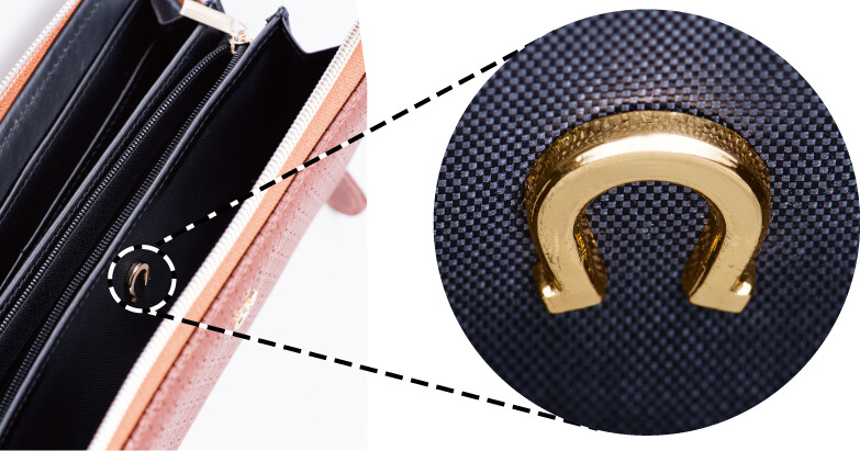 金運馬蹄財布 下向きの馬蹄の拡大写真